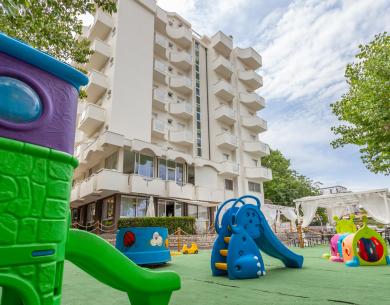 hoteloceanic de juni-in-rimini-mit-kostenlosen-parks-und-strand-als-geschenk 023