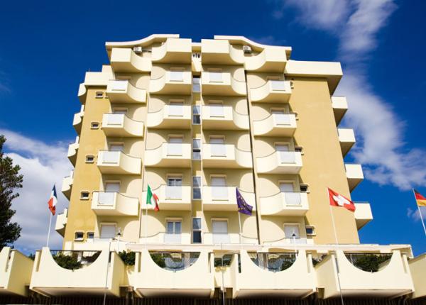 hoteloceanic fr juin-a-rimini-avec-parc-gratuit-et-plage-offerte 016