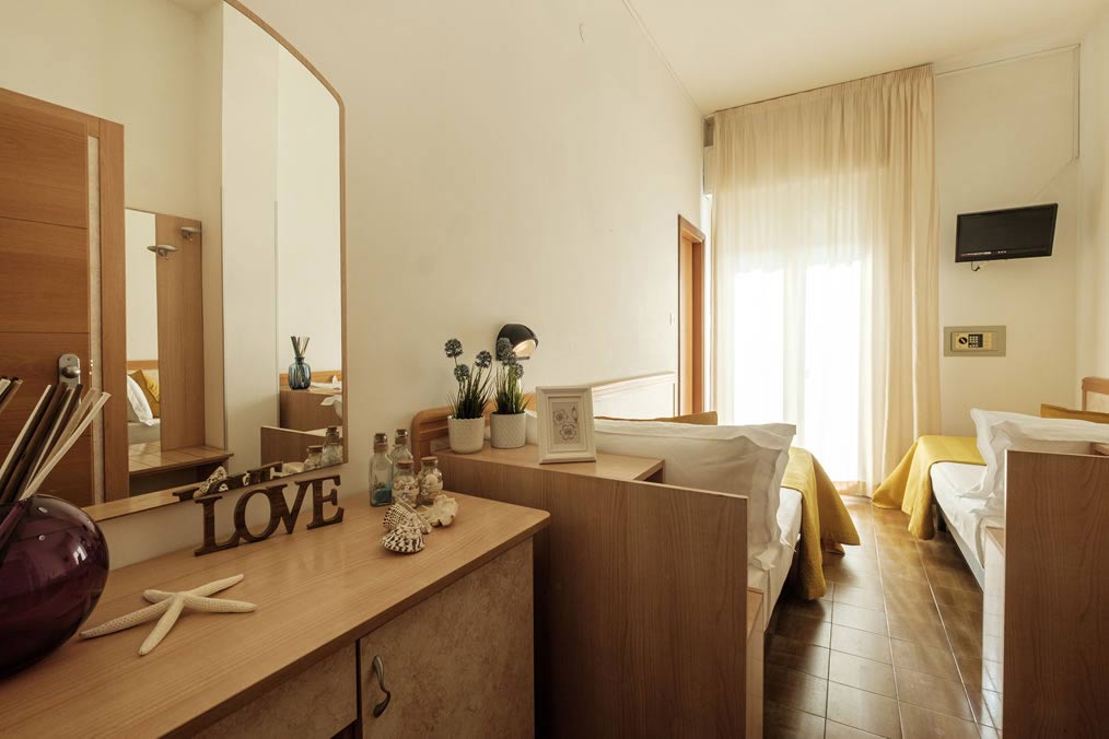 hoteloceanic it camere-hotel-rimini-bellariva 017