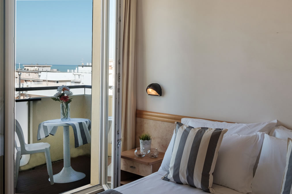 hoteloceanic it camere-hotel-rimini-bellariva 022