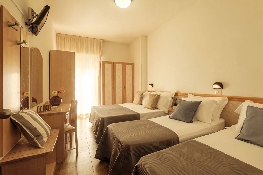 hoteloceanic it camere-hotel-rimini-bellariva 026